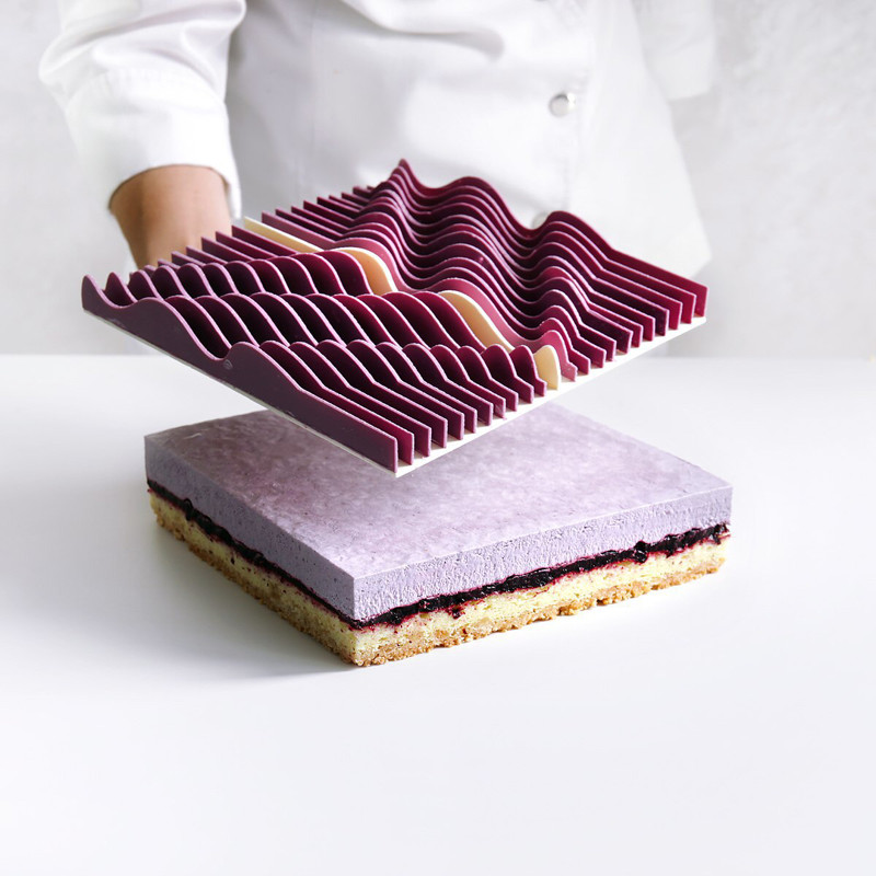 Новый математический дизайн десертов Динары Касько поражает воображение
