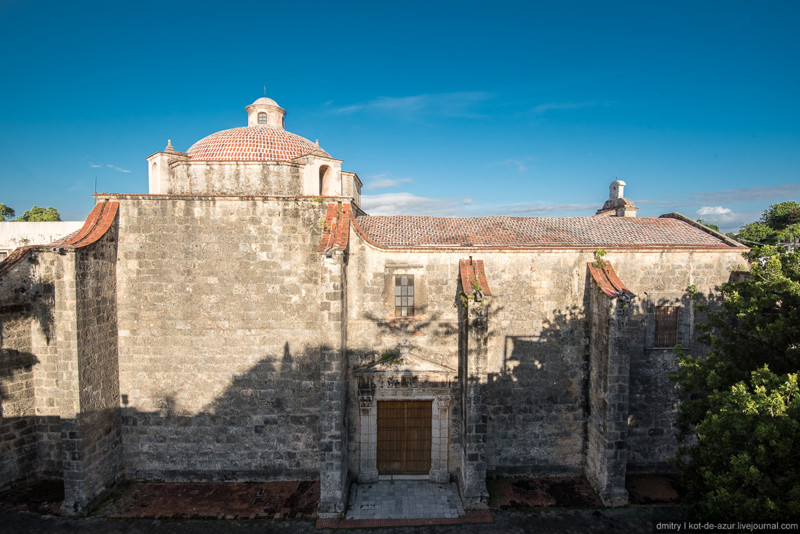 Колониальная зона Санто Доминго - Крепости, церкви, памятники