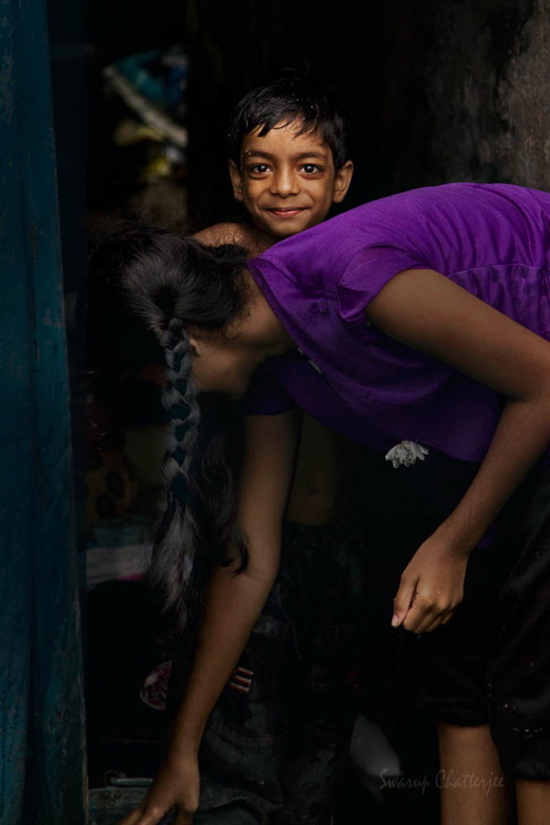 Мальчик в солнечном свете - Колката, Индия