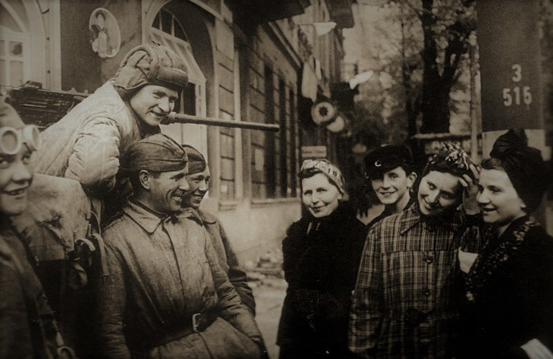 О двух миллионах изнасилованных немок