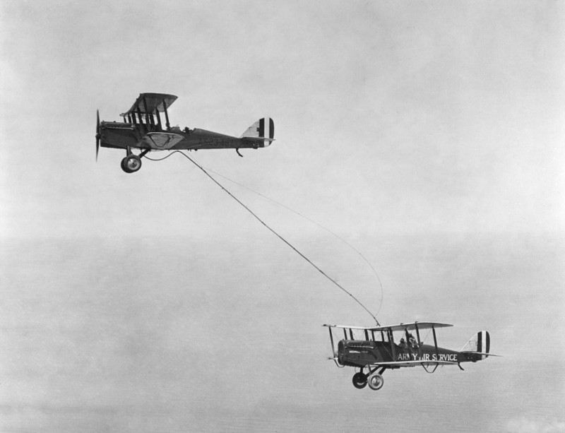 Первая дозаправка в воздухе. США, июнь 1923 года.
