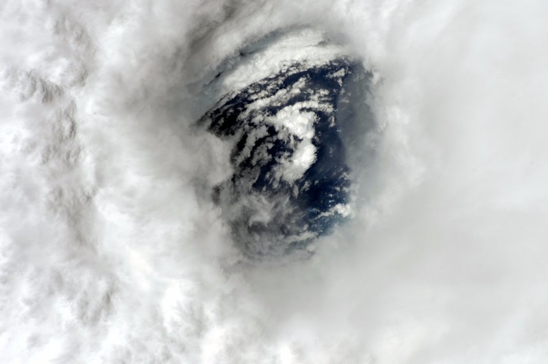 Взгляд в «глаз» урагана #Ирма.