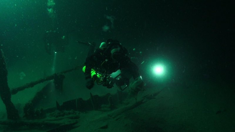 На дне Черного моря найдены десятки древних судов