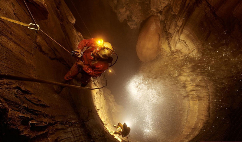 Пещера Крубера-Воронья — быстрый путь к недрам земли