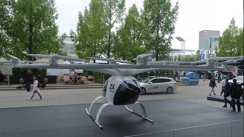 В Дубае тестируют летающее такси Volocopter 2X