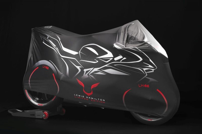 MV Agusta и Льюис Хэмилтон создали лимитированный спортбайк