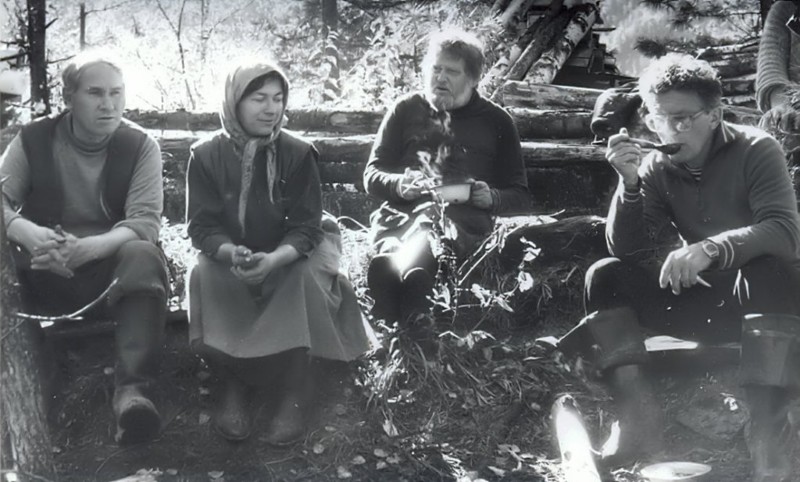 Одичалая: как сейчас живет отшельница Агафья Лыкова, похоронившая в лесу всех родных людей?