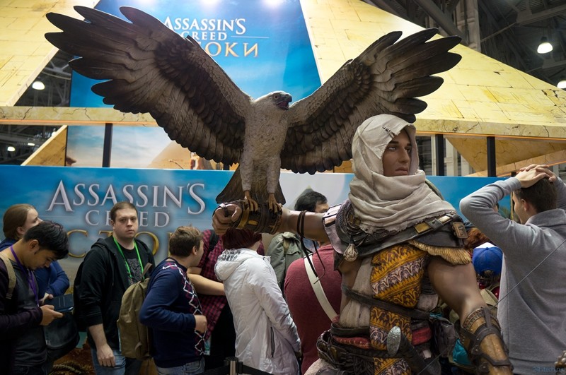 Ubisoft возвели огромную египетскую пирамиду, внутри которой все желающие могли ознакомиться с игрой Assassin’s Creed: Origins