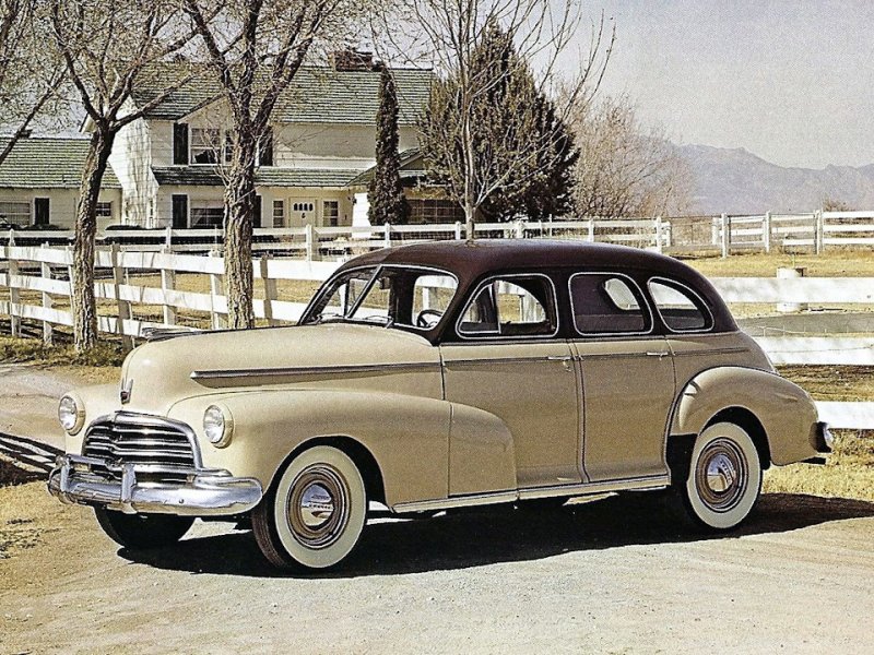 …а это чуть навернутый (причем только в салоне) Fleetmaster. И то, и другое суть Chevrolet 1946