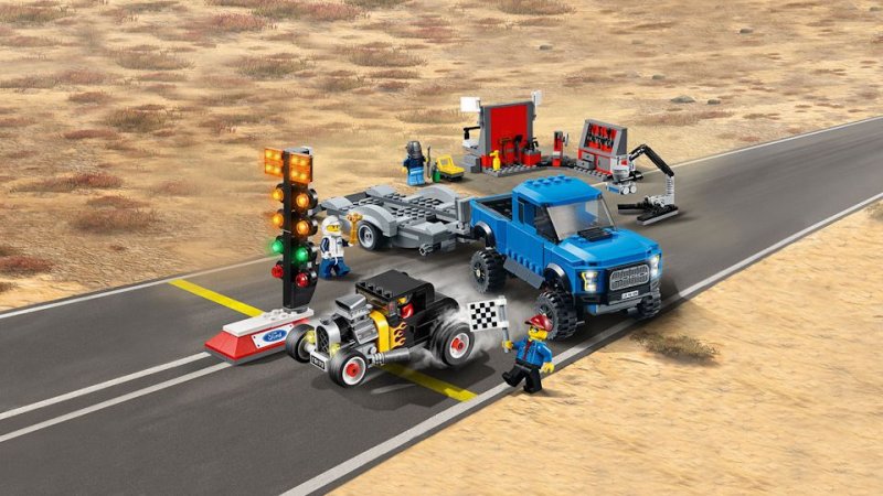 Как из Lego строят почти настоящие машины