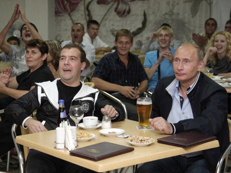 Владимиру Путину — 65! а это фото из архивов, на которые может смотреть не каждый