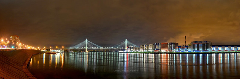 И напоследок, панорама у Вантового моста 