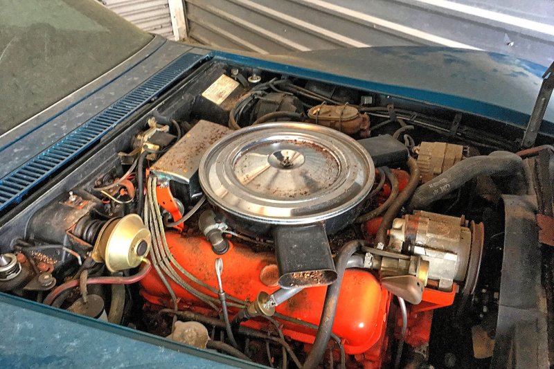 В гараже жителя американского штата Пенсильвания с 1972 года буквально пылится Corvette 454 Convertible, который практически не имеет пробега.