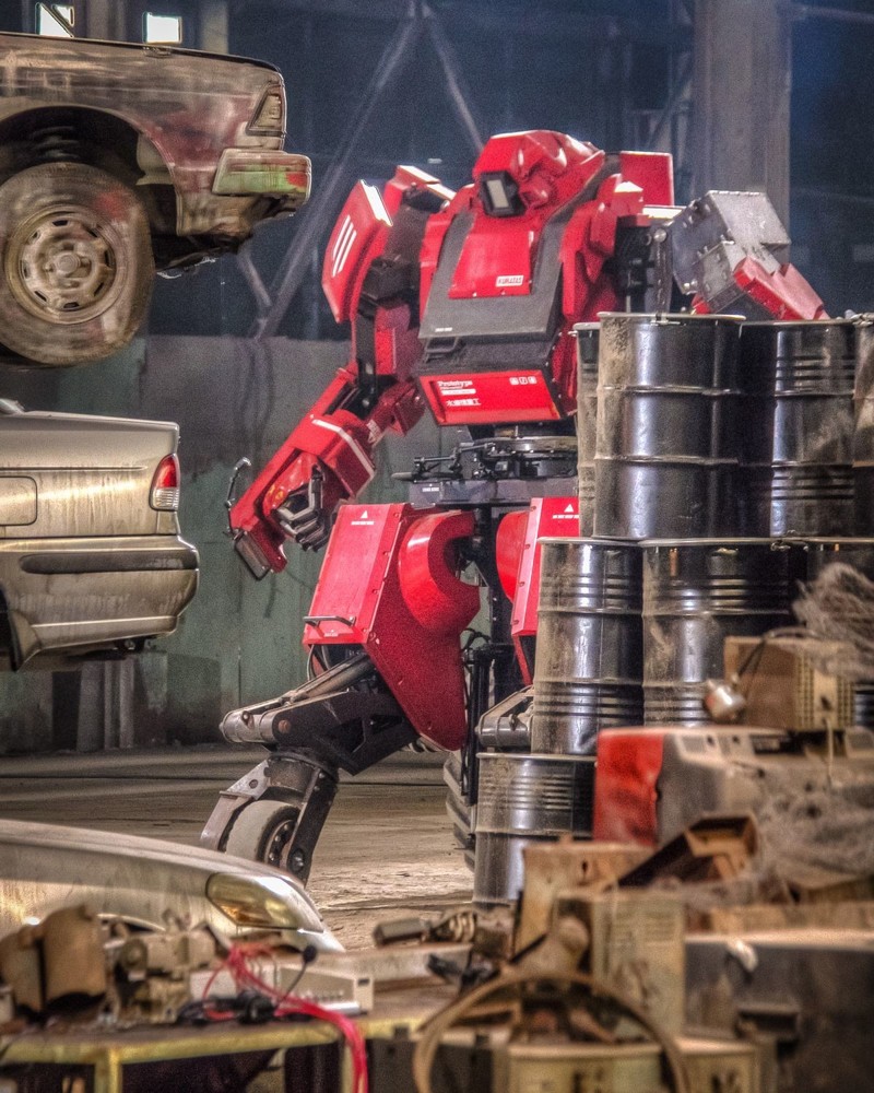 Первая в мире дуэль боевых роботов из США и Японии