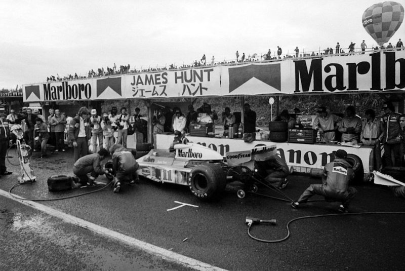 "В жизни есть вещи важнее чемпионского титула" - Гран-При Японии 1976