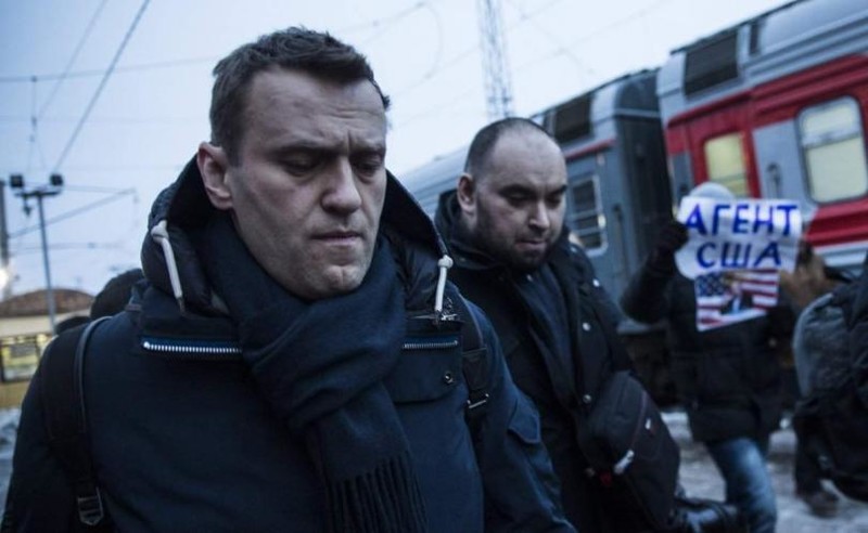 Традиционный бардак в оппозиционном лагере: Навальный пал, а заменить его некем