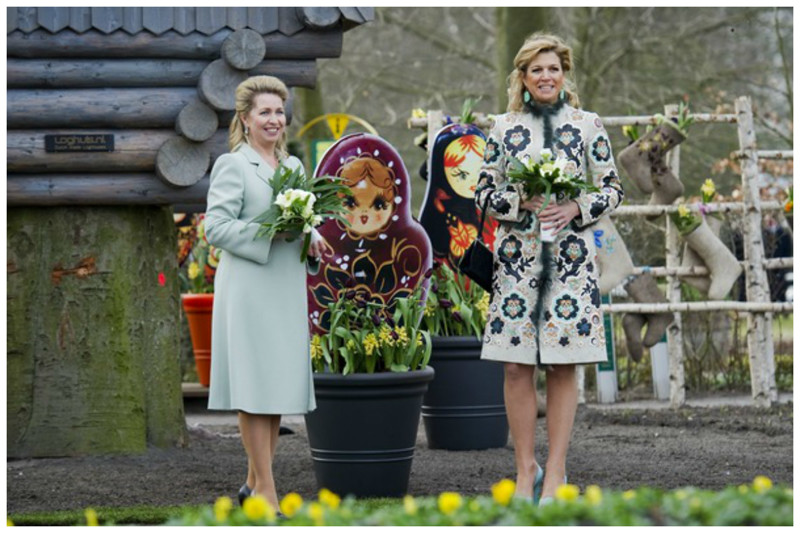 Жен политиков тоже не забывают - тюльпаны из Голландии в честь Светланы Медведевой