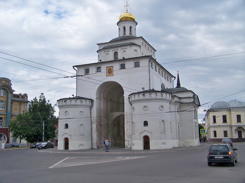  Единственные древние городские ворота сохранившиеся в России