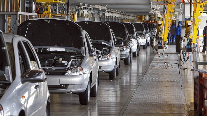 Российский автопром идет на подъем: санкционные риски не пугают иностранных инвесторов
