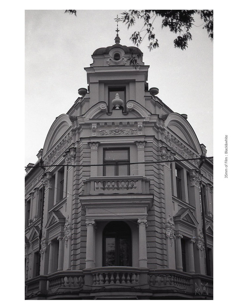 Пленка 35-мм: черно-белые фотографии улиц