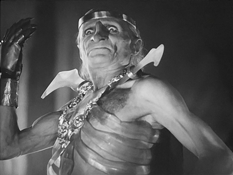 Первым образ Кащея Бессмертного воплотил на экране Георгий Милляр в одноимённой сказке Александра Роу в 1944 году