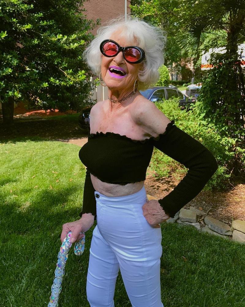 Самая модная бабушка интернета Бадди Винкл!