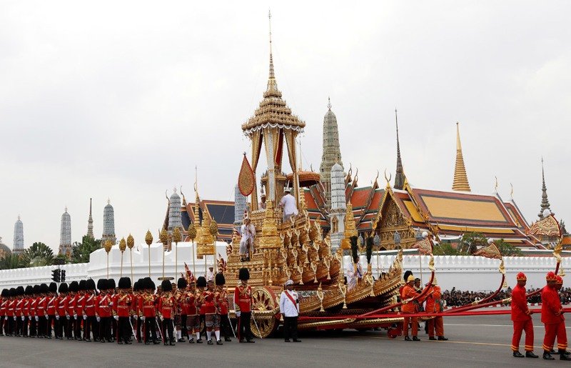 Как проходили в Таиланде похороны короля Рамы IX