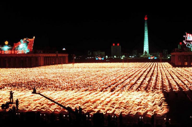 Факельное шествие в честь 60-летия северокорейской армии, 1982