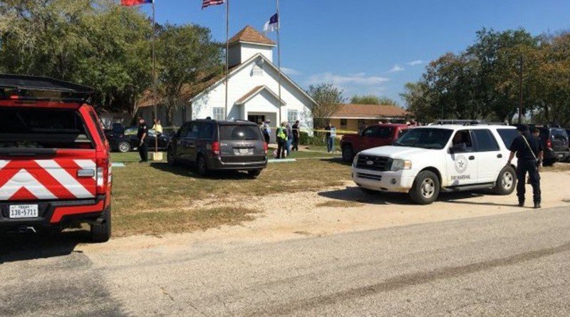 Стрельба в церкви Техаса: не менее 27 человек погибли, десятки ранены