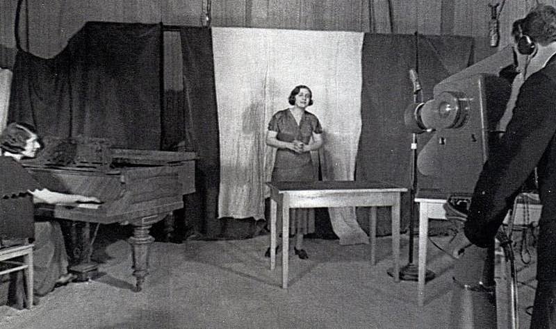 Одна из первых передач Ленинградского телецентра 1938 г.