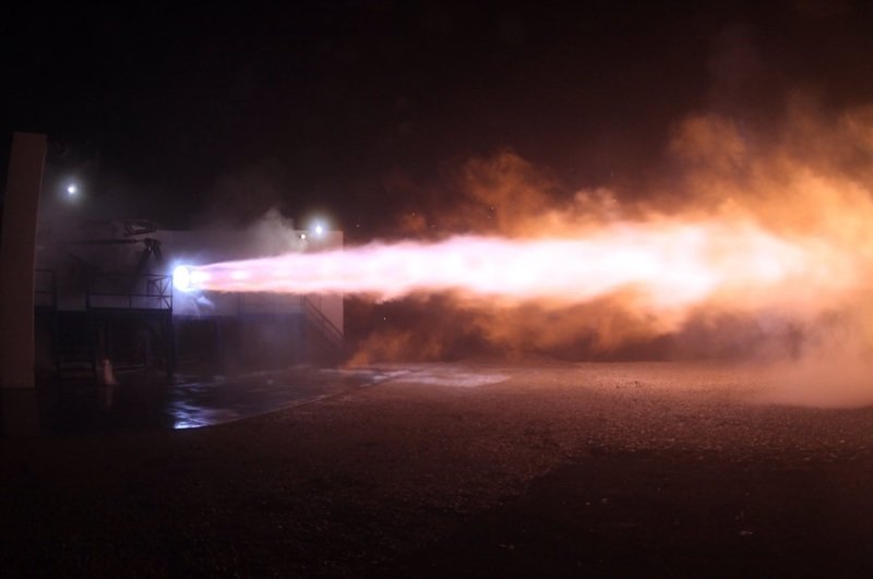 Новый двигатель для Falcon-9 взорвался при испытаниях