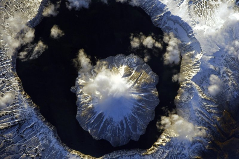 #Онекотан — крупный #остров вулканического происхождения в составе северной группы Большой гряды Курильских островов.