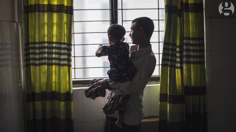Житель Газы на десять лет заперся дома из-за страшной болезни