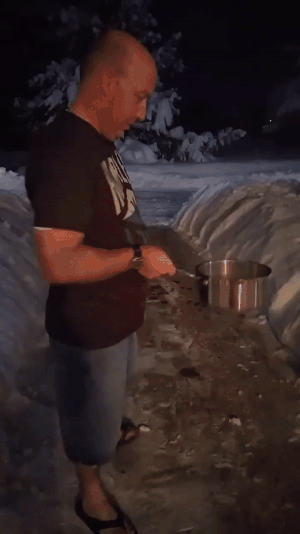 Кипяток на морозе