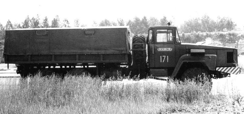 Испытания опытного газотурбинного грузовика КрАЗ-Э260Е. 1974 год