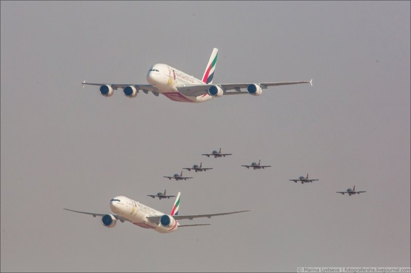 Dubai AirShow. День первый, фоторепортаж
