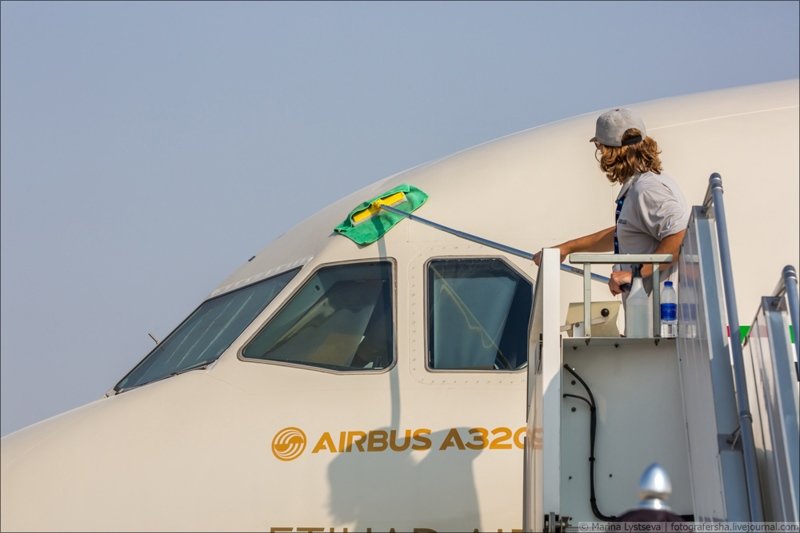 Dubai AirShow. День первый, фоторепортаж