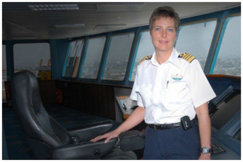Первая в мире женщина-капитан мега лайнера шведка Карин Стар-Йансон