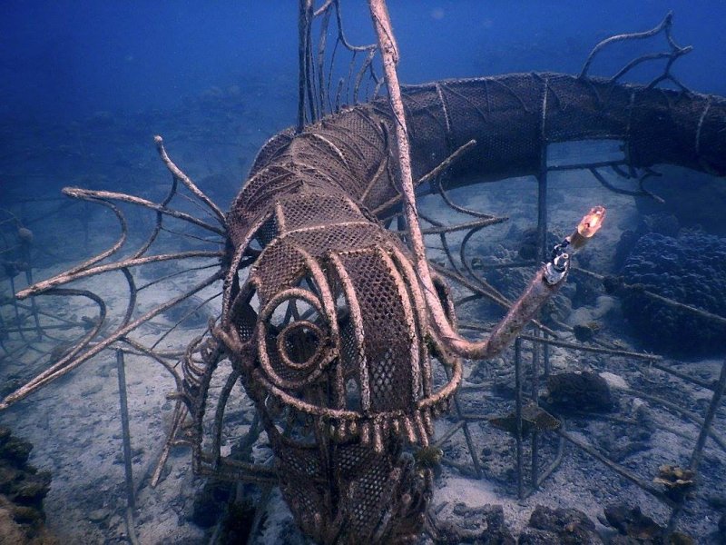 Подводный монстр 