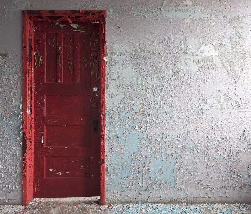 Дверь за стеной или история одного ремонта