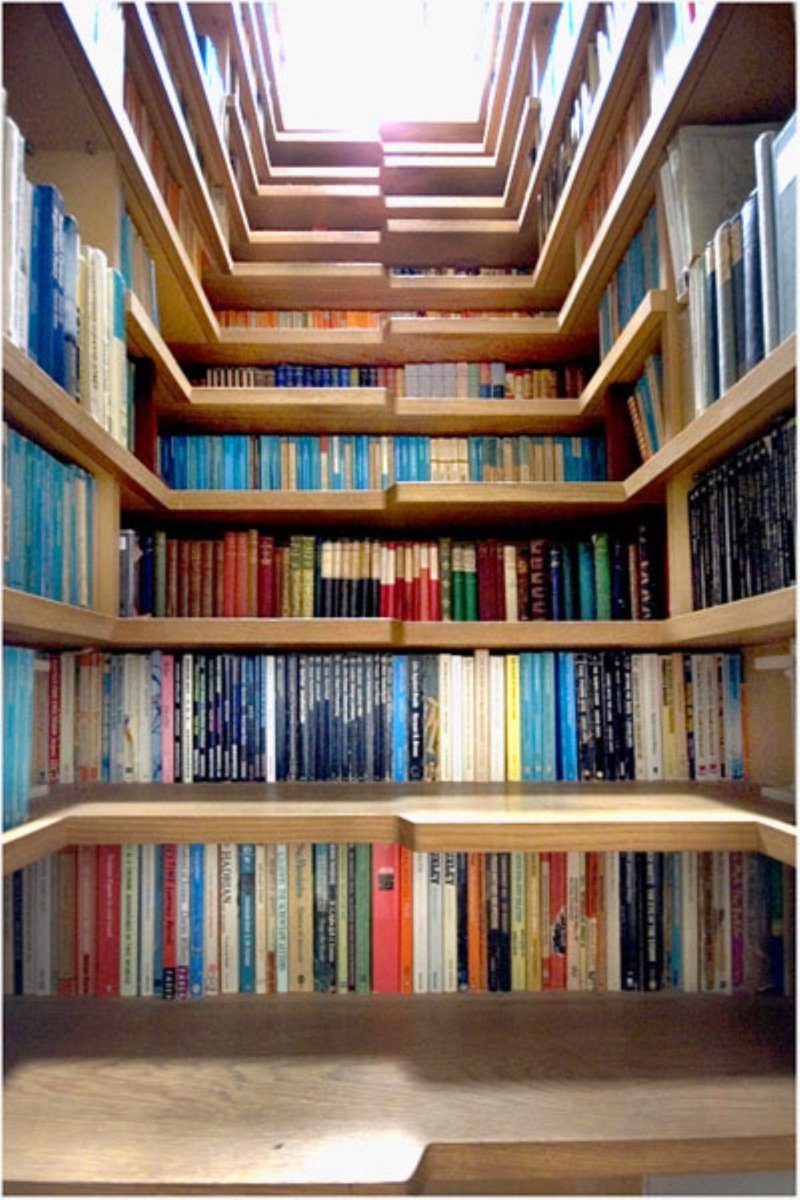 Библиотека-лестница