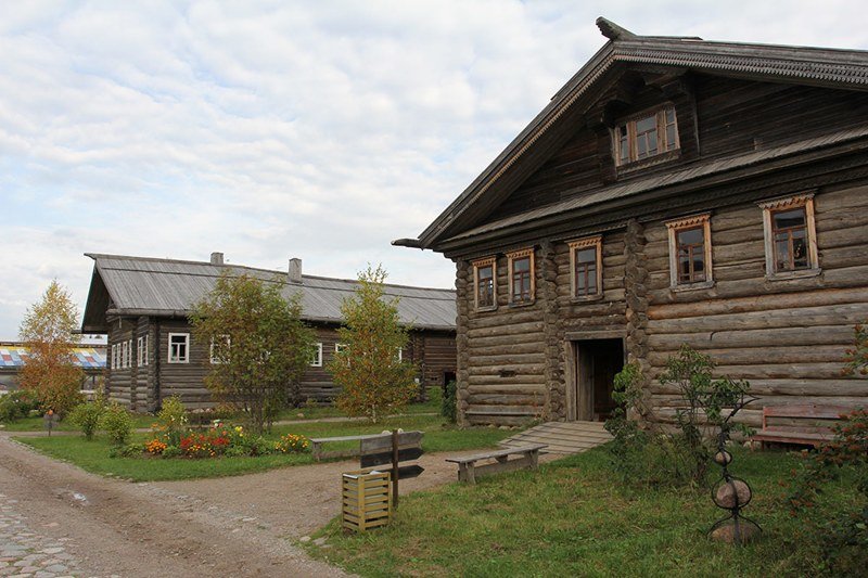 Верхние Мандроги, деревня в Ленинградской области