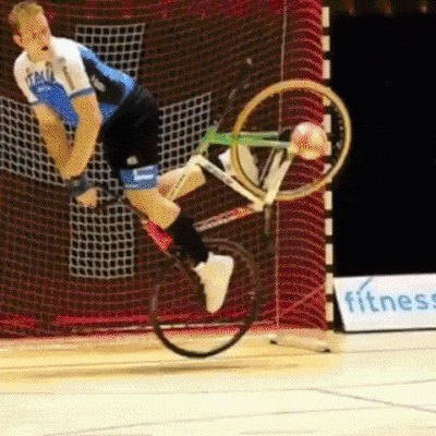 Футбол на велосипедах