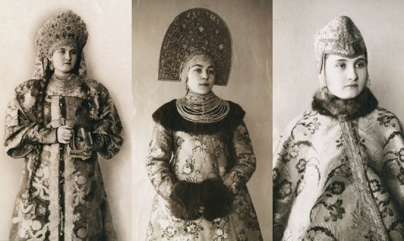 Русские женщины в национальных костюмах (25 фото)