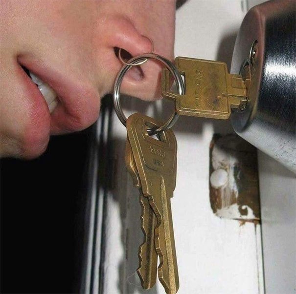Зато он никогда не потеряет ключи