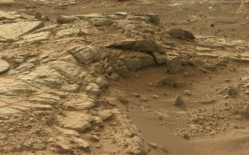 Порция удивительных фотографий Марса