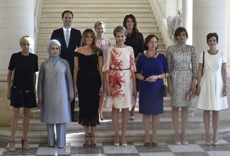 5. На фото жены лидеров стран НАТО и гей-муж премьера Люксембурга