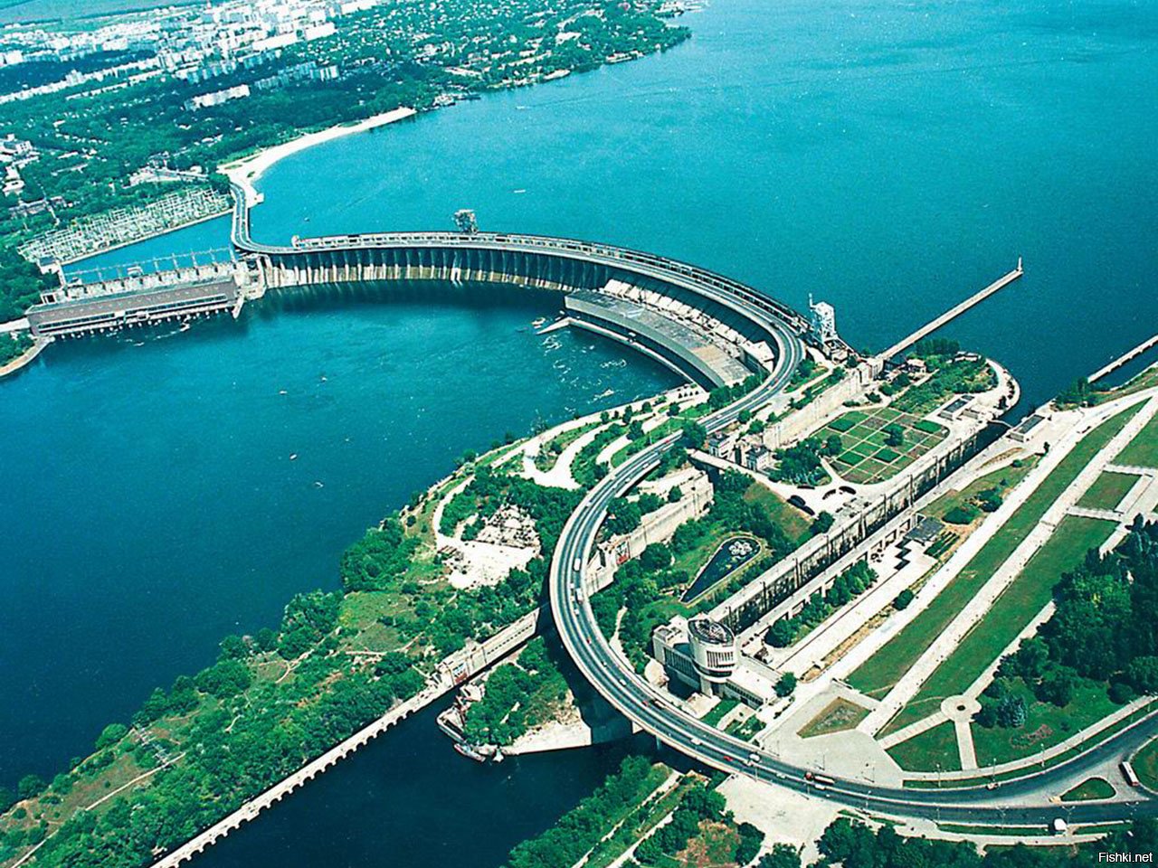 Днепропетровская гидроэлектростанция ДНЕПРОГЭС