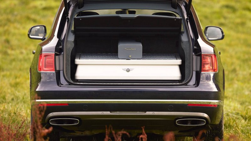Специальная версия Bentley Bentayga для богатых охотников