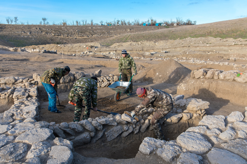 Какие древние поселения найдены у Крымского моста